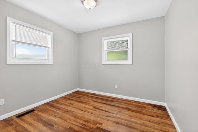 5274 Sinclair Road, Columbus, OH 43229