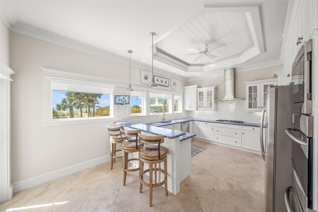 105 49TH STREET, Holmes Beach, FL 34217