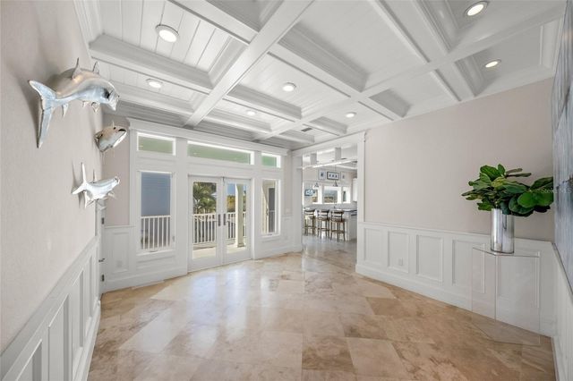 105 49TH STREET, Holmes Beach, FL 34217