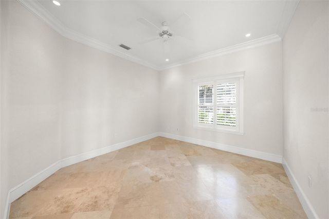 105 49TH STREET, Holmes Beach, FL 34217