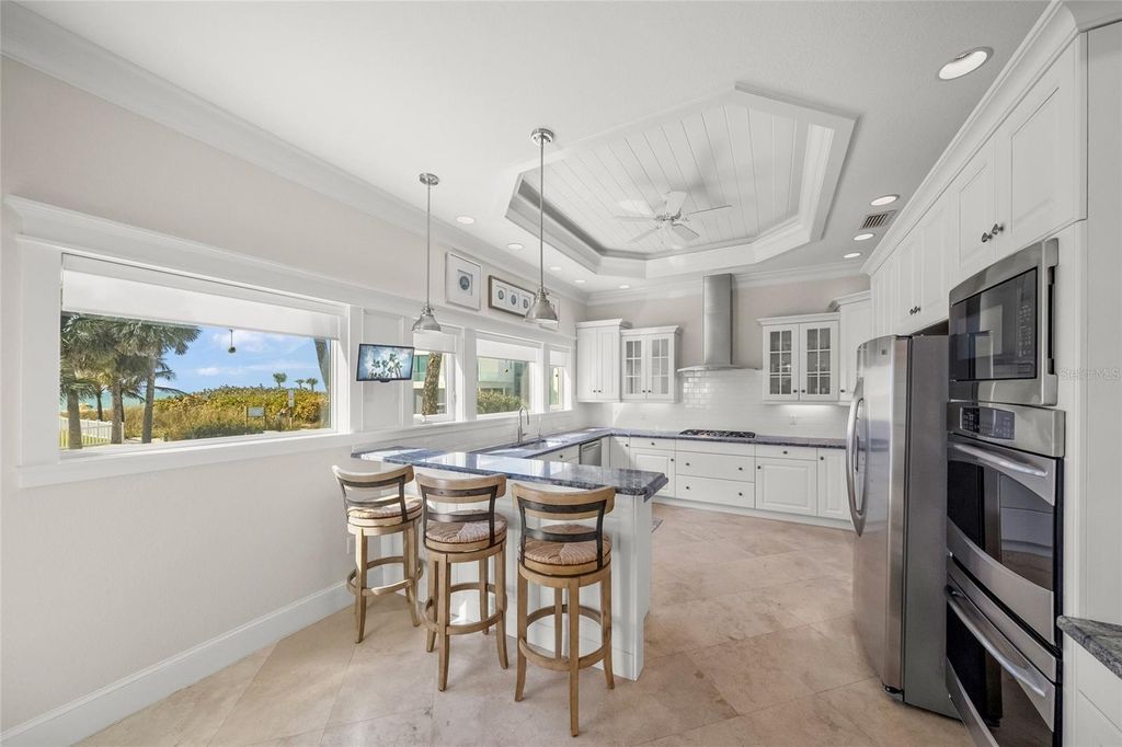 Image 18 of property listing at 105 49TH STREET, Holmes Beach, FL 34217