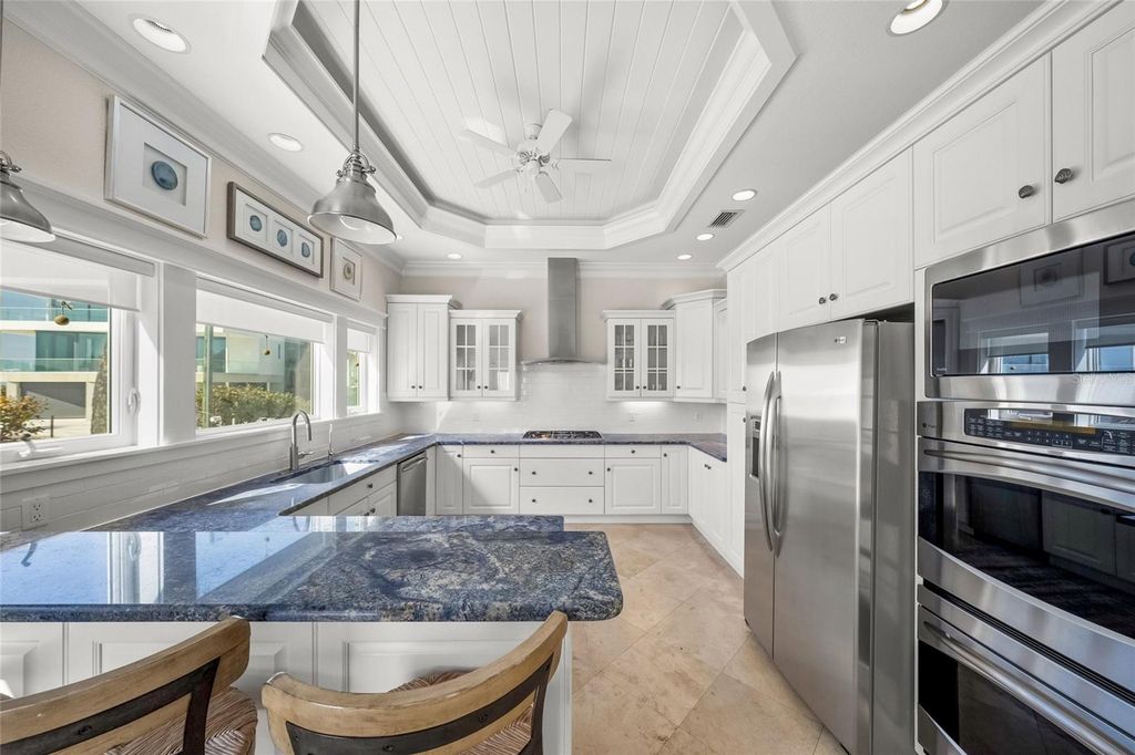 Image 21 of property listing at 105 49TH STREET, Holmes Beach, FL 34217