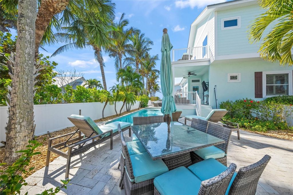 Image 48 of property listing at 105 49TH STREET, Holmes Beach, FL 34217