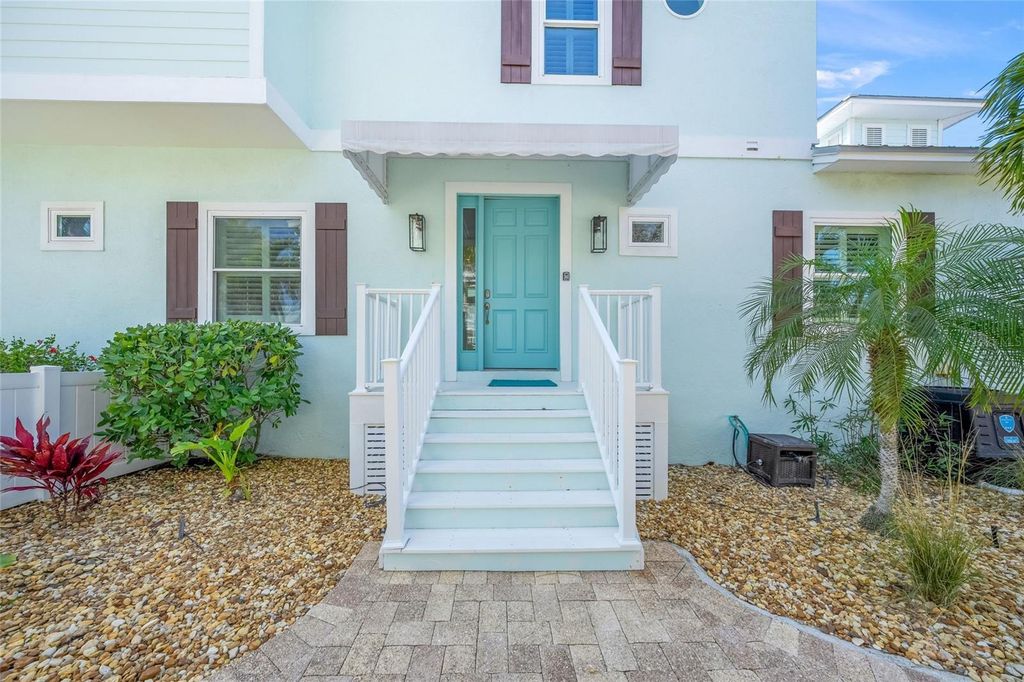 Image 10 of property listing at 105 49TH STREET, Holmes Beach, FL 34217