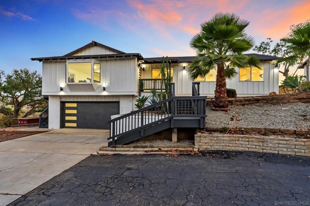 1029 Rainbow Valley Ct, Fallbrook, CA 92028