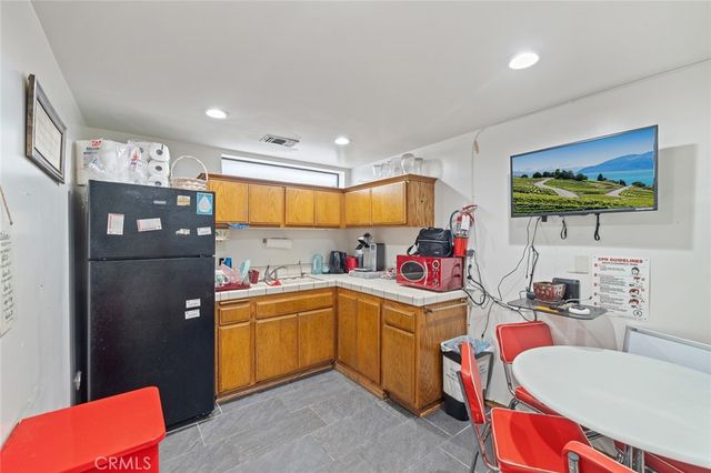 1063 Colorado, Los Angeles, CA 90041