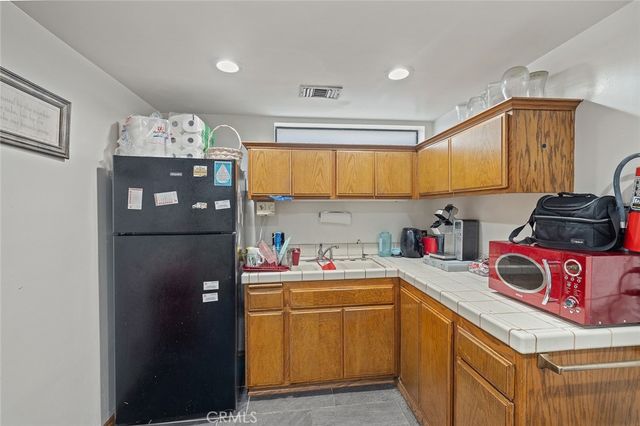 1063 Colorado, Los Angeles, CA 90041