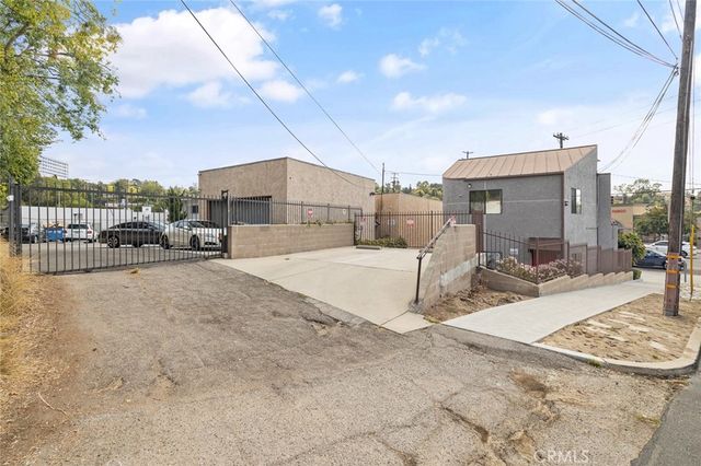 1063 Colorado, Los Angeles, CA 90041
