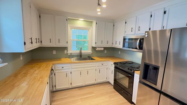 410 Waters Circle, Goldsboro, NC 27534