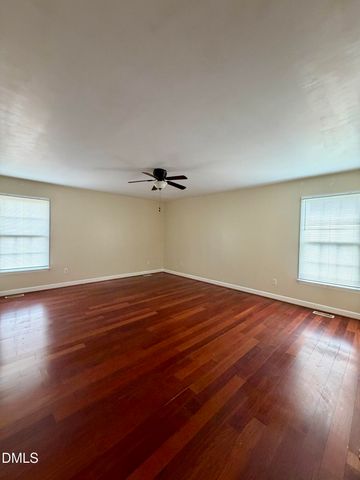 800 Carolina Drive, Dunn, NC 28334