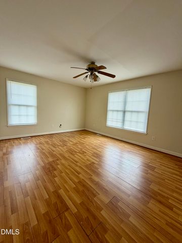 800 Carolina Drive, Dunn, NC 28334