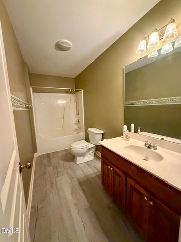 800 Carolina Drive, Dunn, NC 28334