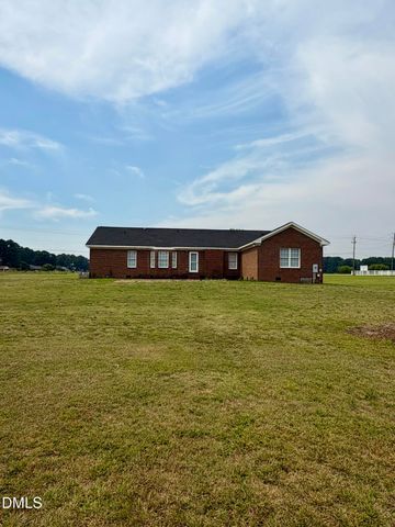 800 Carolina Drive, Dunn, NC 28334