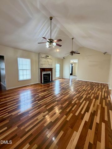 800 Carolina Drive, Dunn, NC 28334
