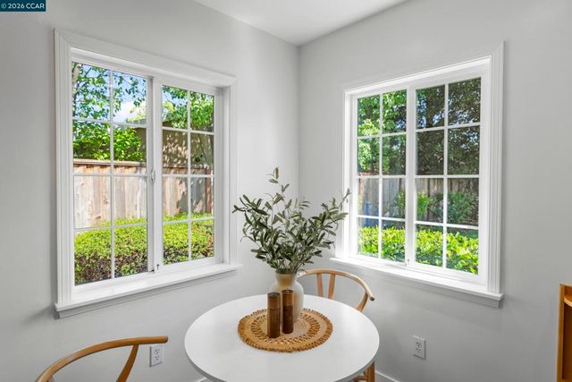 419 Derby Ct, Pleasant Hill, CA 94523