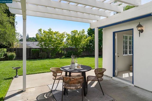 419 Derby Ct, Pleasant Hill, CA 94523