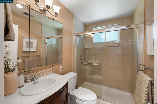 419 Derby Ct, Pleasant Hill, CA 94523