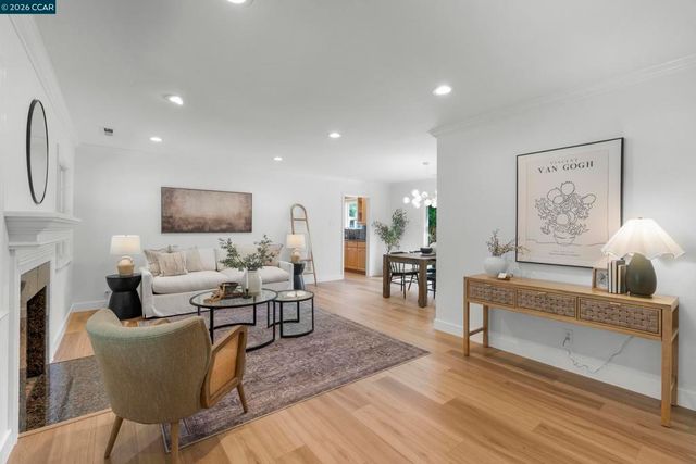 419 Derby Ct, Pleasant Hill, CA 94523