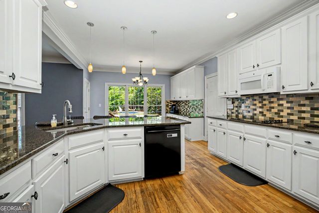 285 Inverness Shores Drive, Fayetteville, GA 30215