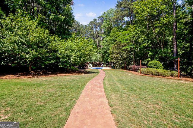 285 Inverness Shores Drive, Fayetteville, GA 30215