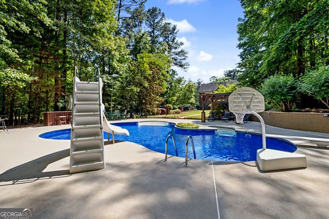 285 Inverness Shores Drive, Fayetteville, GA 30215