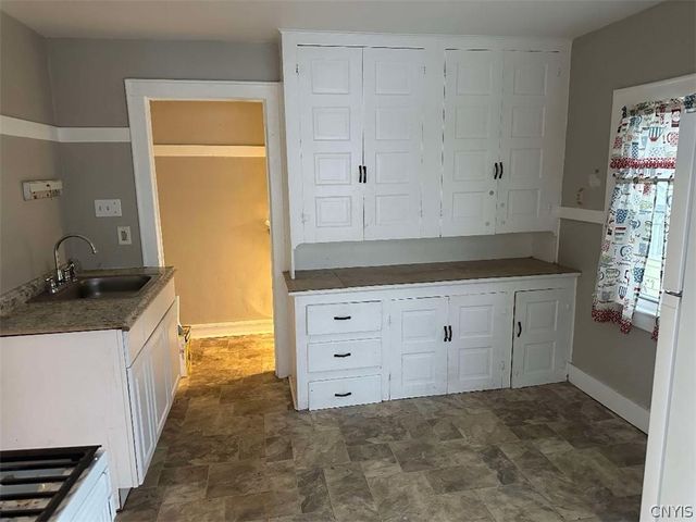 118 Champlin Drive, Syracuse, NY 13206