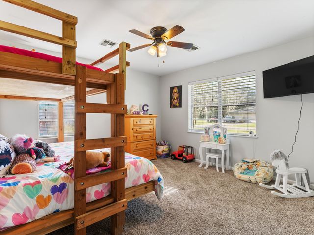 904 Avenue C, Sweeny, TX 77480