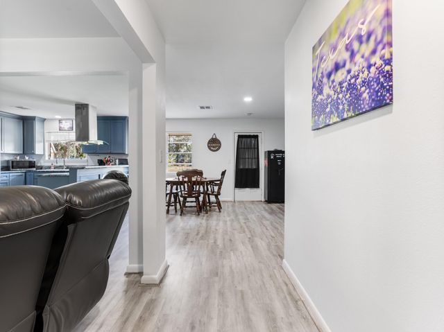 904 Avenue C, Sweeny, TX 77480