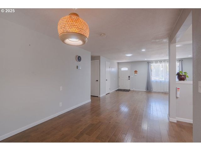 14435 Sw YEARLING Way, Beaverton, OR 97008