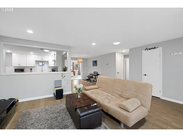 14435 Sw YEARLING Way, Beaverton, OR 97008