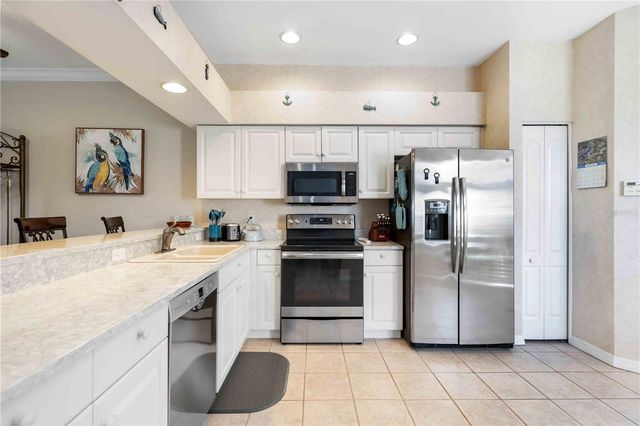 5064 MAHOGANY RUN AVENUE, Sarasota, FL 34241