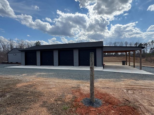 3941 Promise Land Road, Appomattox, VA 24522