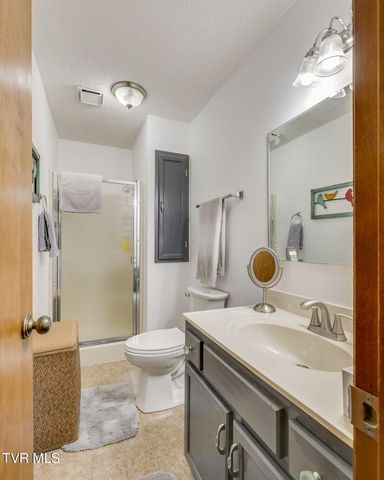 198 Highland Road, Jonesborough, TN 37659