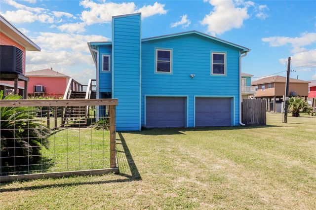 315 Coral Court, Surfside Beach, TX 77541