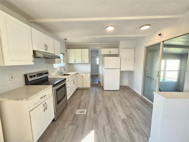 321 3RD STREET DRIVE W, Palmetto, FL 34221