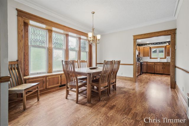 522 E Lincoln Avenue, Zeeland, MI 49464