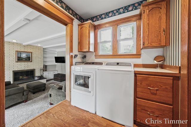 522 E Lincoln Avenue, Zeeland, MI 49464