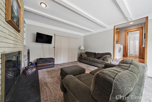 522 E Lincoln Avenue, Zeeland, MI 49464
