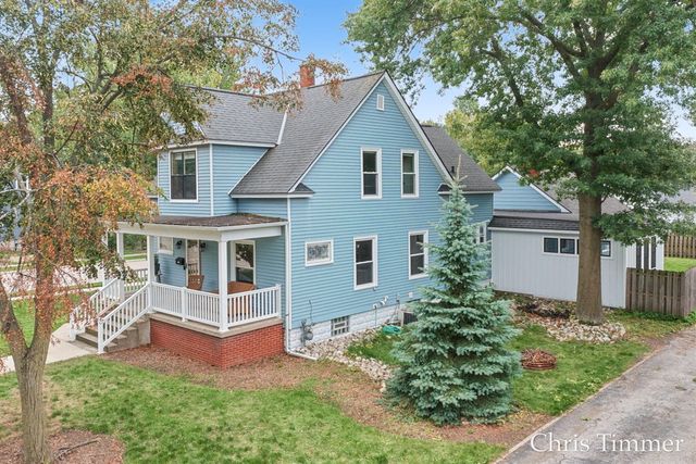 522 E Lincoln Avenue, Zeeland, MI 49464