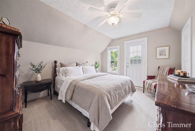 522 E Lincoln Avenue, Zeeland, MI 49464