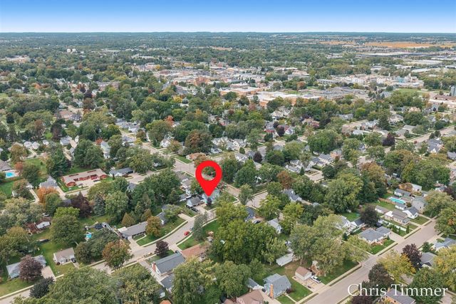 522 E Lincoln Avenue, Zeeland, MI 49464