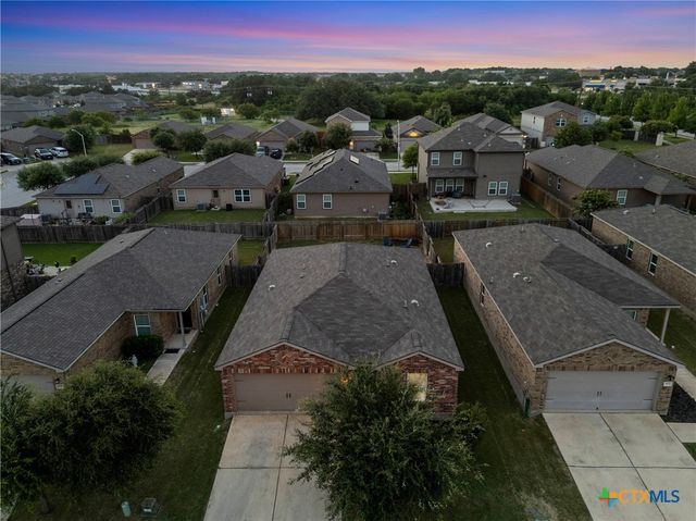109 Proclamation Avenue, Liberty Hill, TX 78642