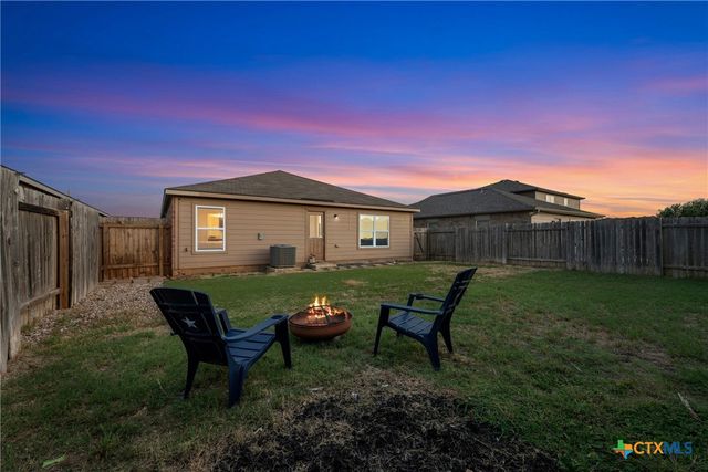 109 Proclamation Avenue, Liberty Hill, TX 78642