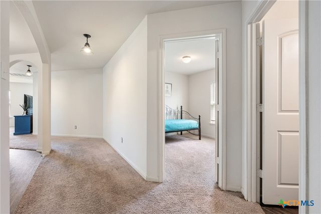 109 Proclamation Avenue, Liberty Hill, TX 78642