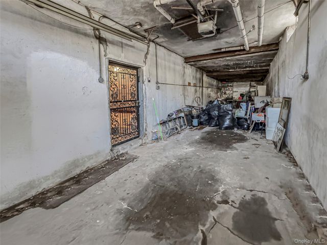 150 Rumsey Road, Yonkers, NY 10705