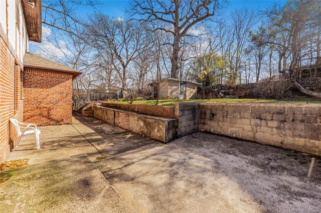 150 Rumsey Road, Yonkers, NY 10705