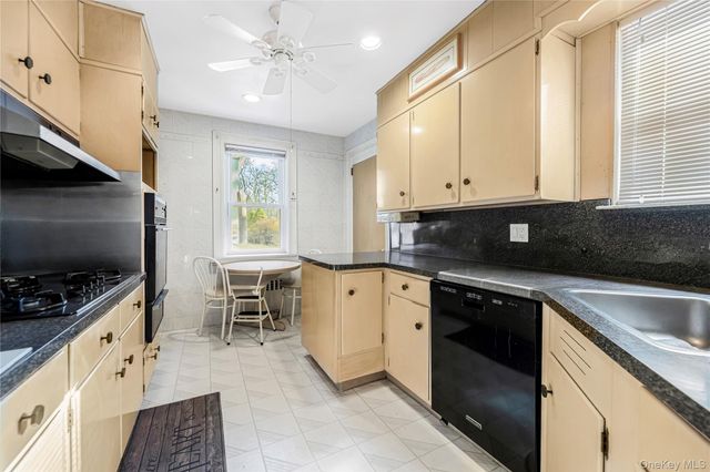 150 Rumsey Road, Yonkers, NY 10705