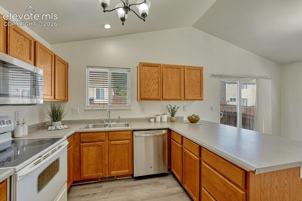 1120 Lords Hill Drive, Fountain, CO 80817 — photo 4