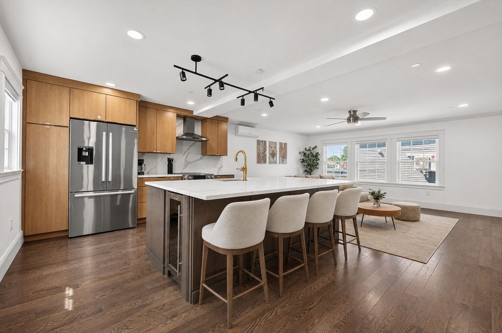 10 Osborne, Salem, MA 01970