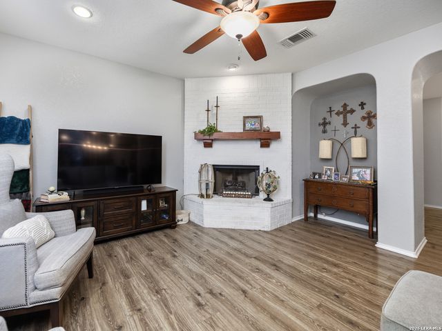 21255 Coral Spur, San Antonio, TX 78259